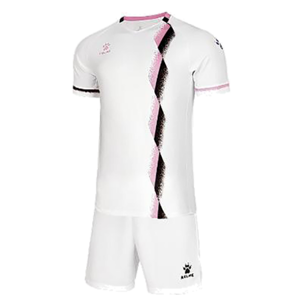 0550FB6129E357D3E06550540090B39E Комплект AVILA (футболка+шорты) 8151ZB1002/8151ZB3002.100